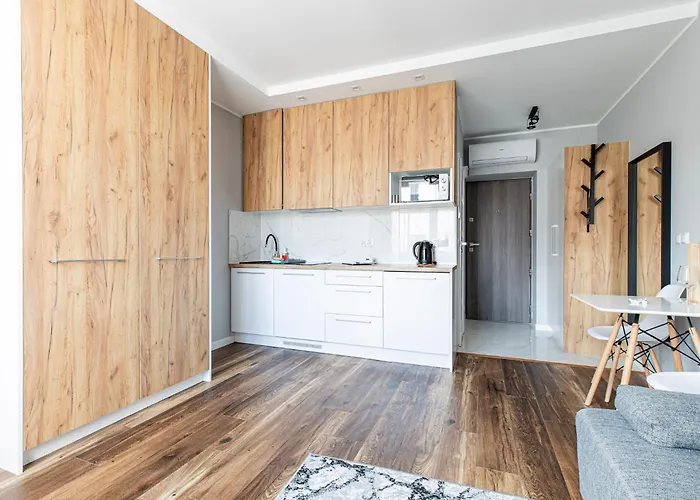 Andrzejczyk - Kamienica Przy Swietojanskiej *